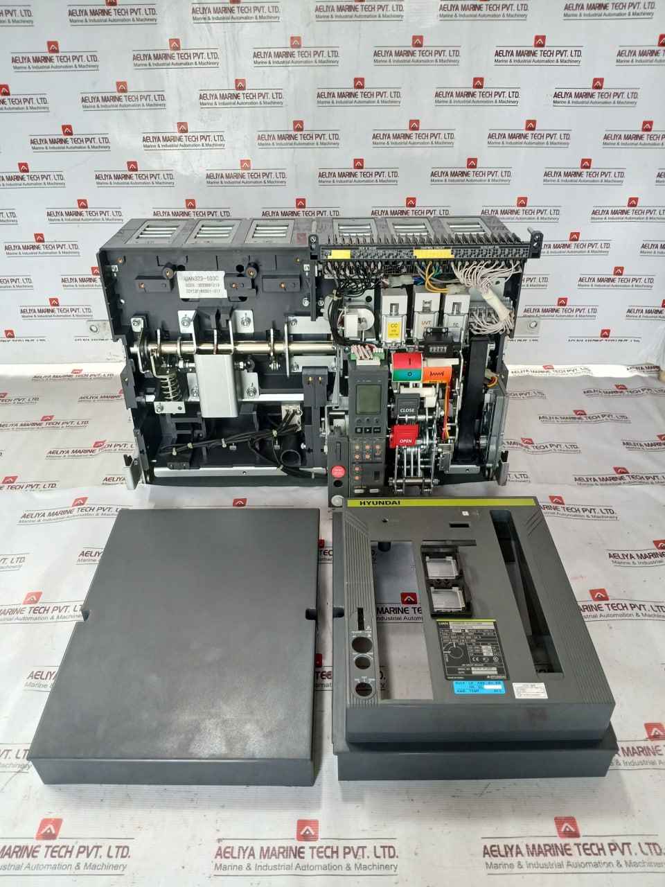 Hyundai Uan50C3C M1C1S168S Air Circuit Breaker Acb 3 Poles 1000V 50/60 Hz