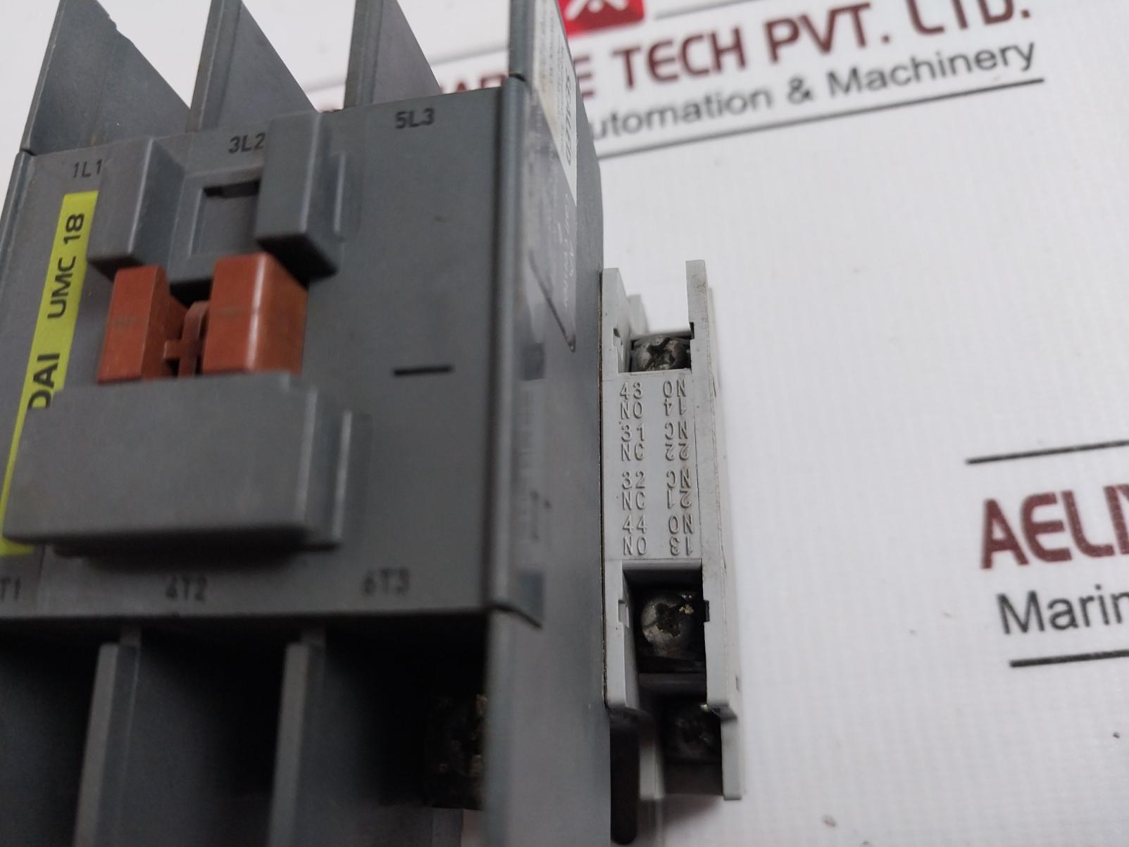 Hyundai Umc 18 Magnetic Contactor 40A K60947-4-1 Ac3-0-0 5060Hz 26Kgf-cm 220V~