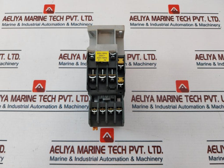 Hyundai Umc 22B Magnetic Contactor With Auxiliary Contact Block 32A