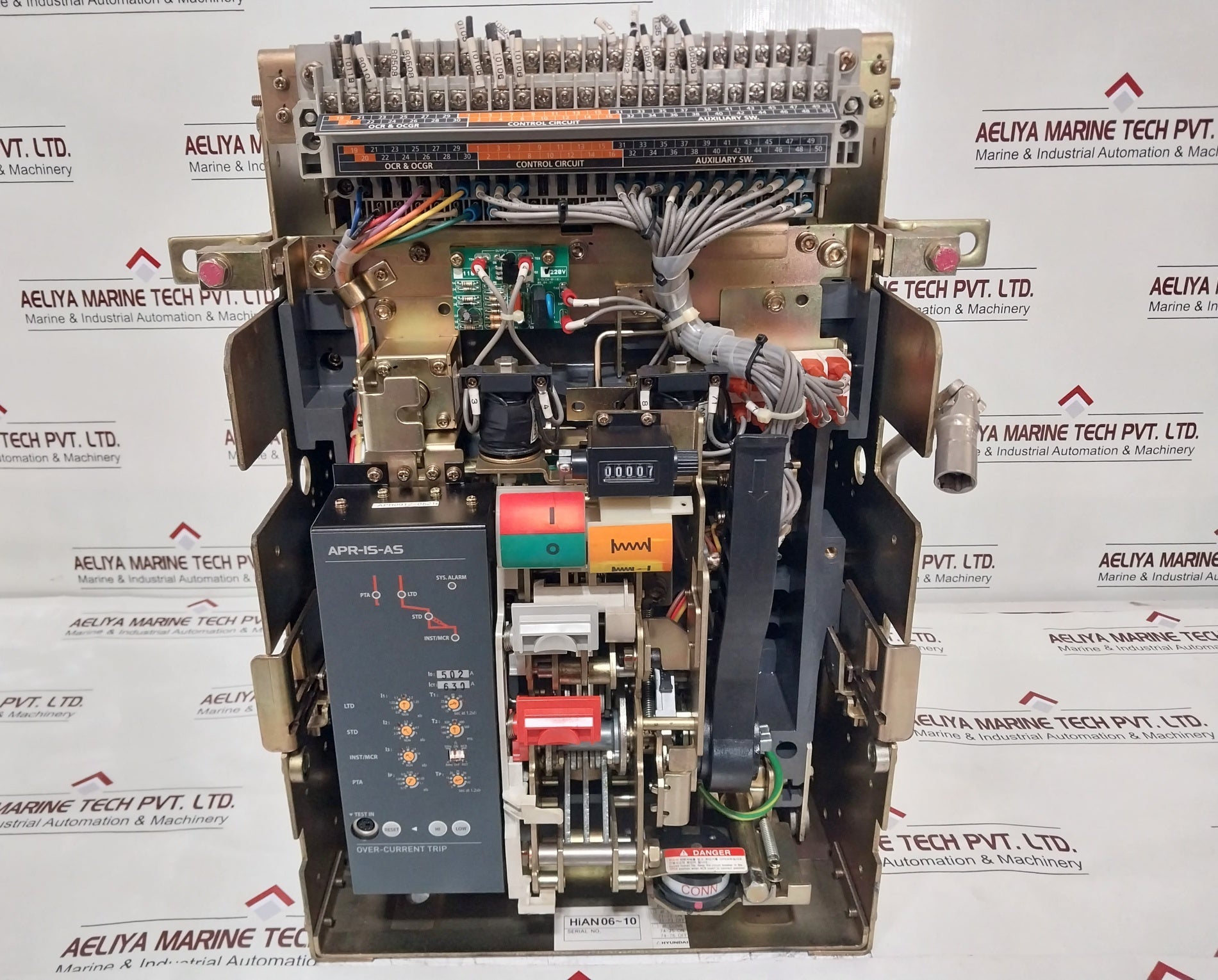 Hyundai Hian 08 Air Circuit Breaker