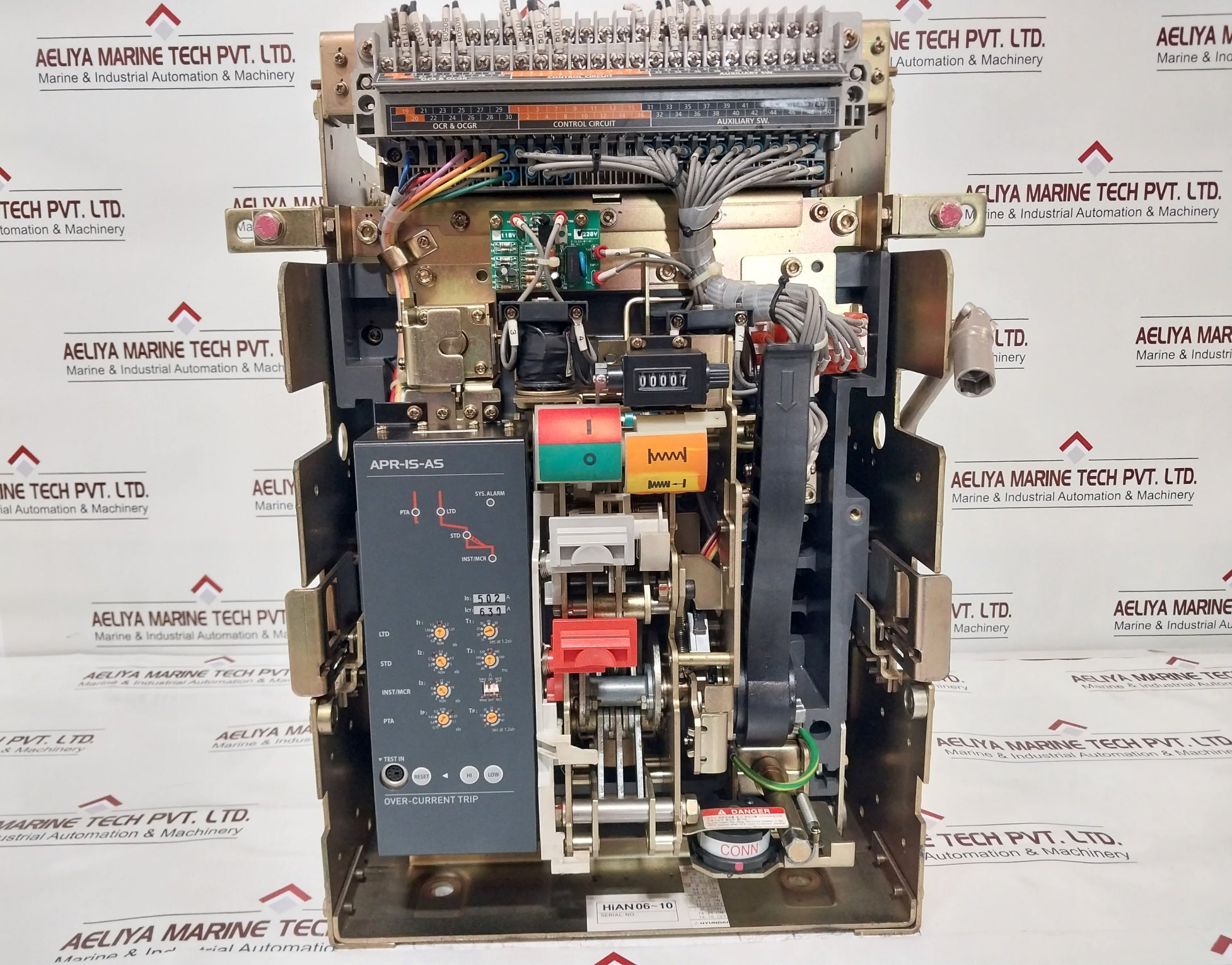 Hyundai Hian 08 Air Circuit Breaker