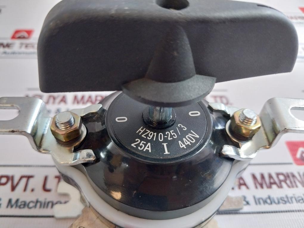 Hz910-25/3 Combination Switch 25a 440v