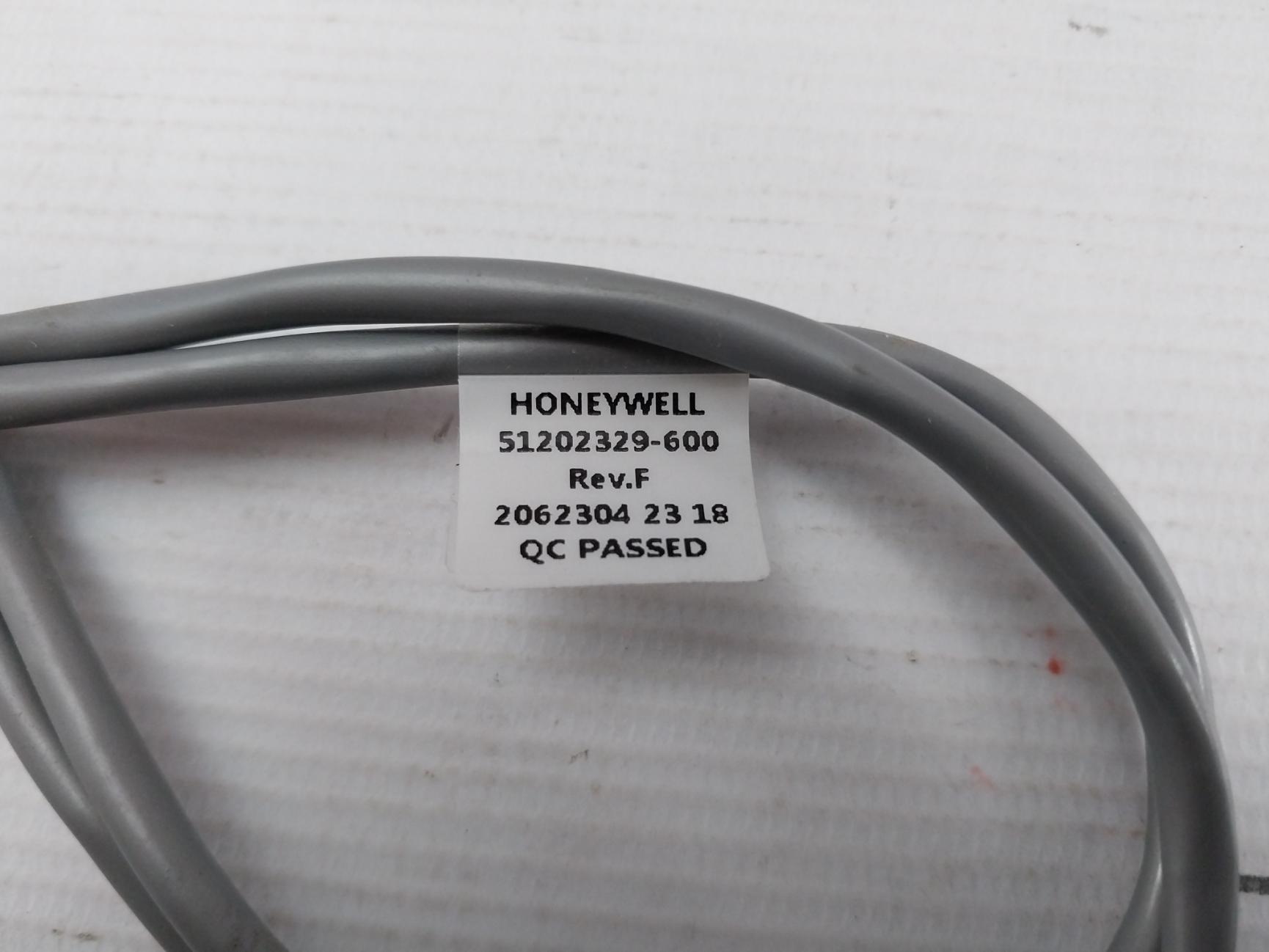 I/O Link Cable Part No. 51202329-602 Honeywell 51202329-600 Rev.F
