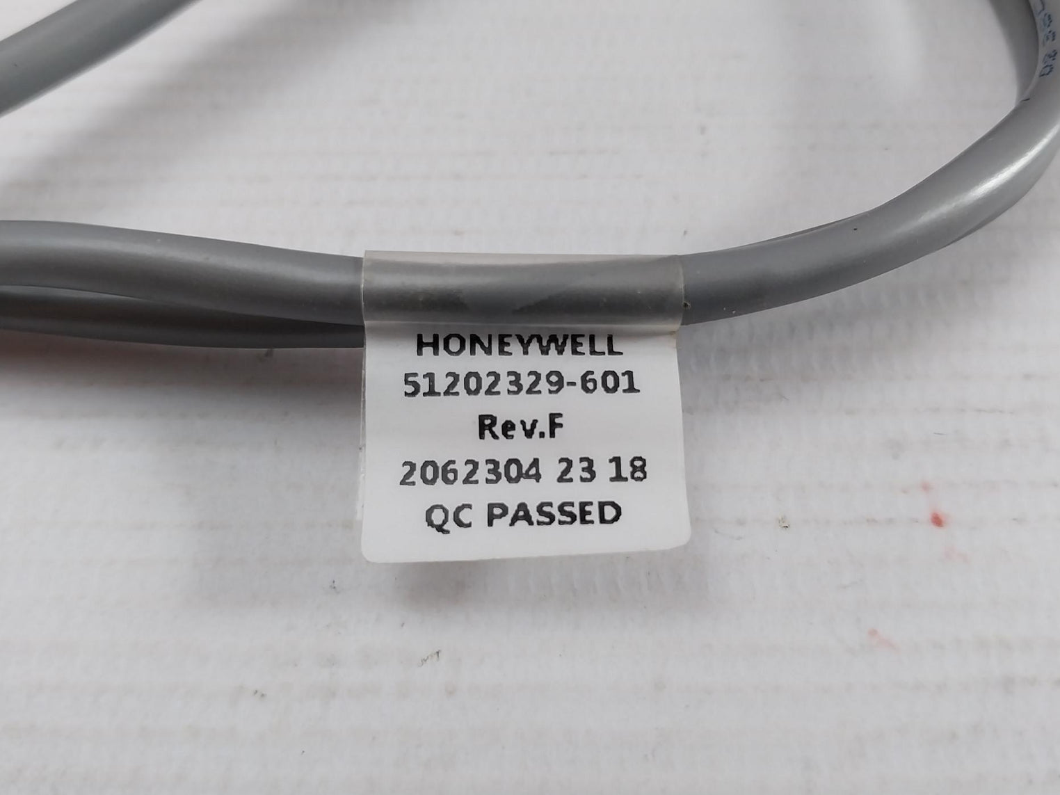 I/O Link Cable Part No. 51202329-602 Honeywell 51202329-600 Rev.F