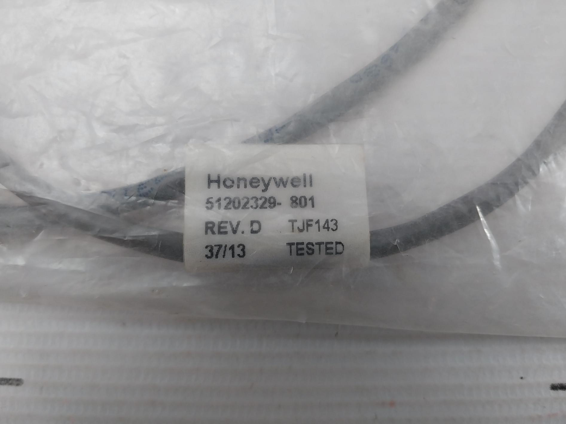 I/O Link Cable Set 51202329-801 Rev.D 51202329-802 Honeywell