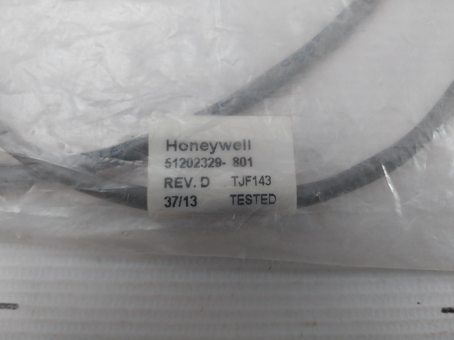 I/O Link Cable Set 51202329-801 Rev.D 51202329-802 Honeywell
