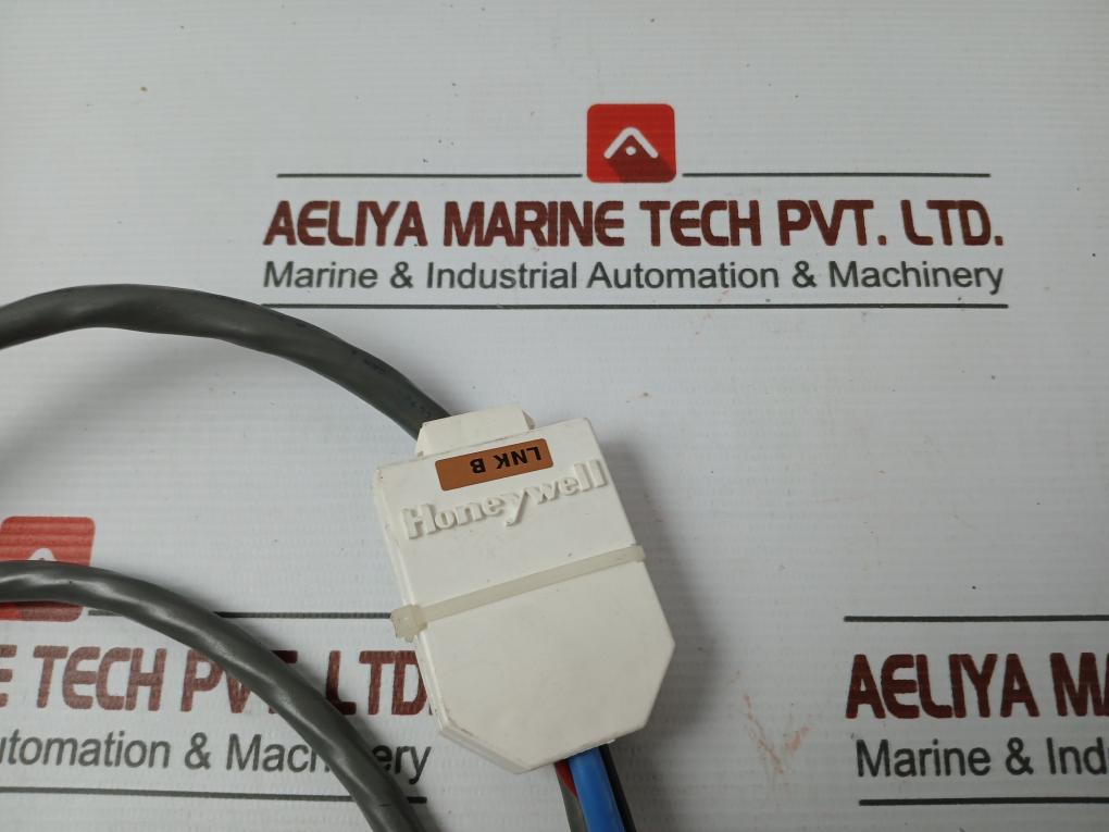 I/O Link Cable Set Brand Honeywell 51204126-001 Rev B