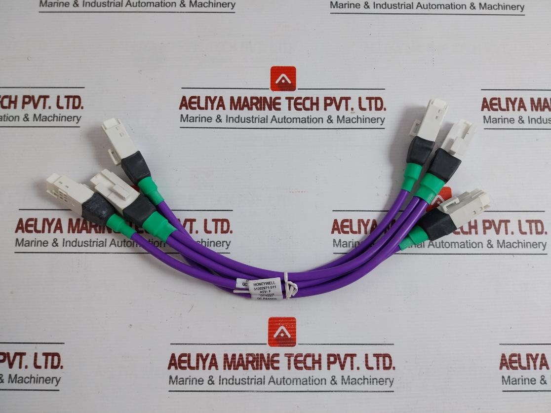 I/O Link Cable Set Part No: 51202971-510 Brand Honeywell Rev F