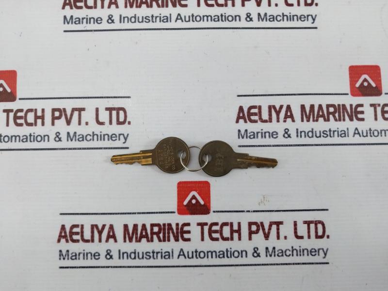 Ibm 8305-j9a Desktop Computer 100-127v 5.0a 50/60hz