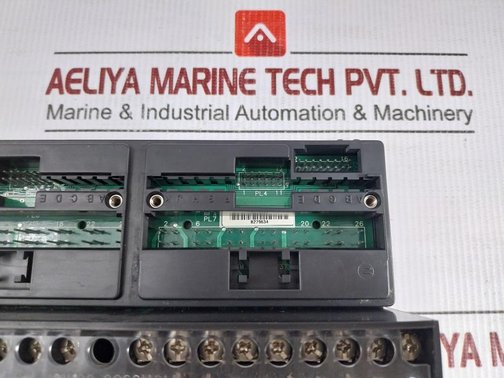 Ic670Chs001Cag Ge Fanuc Input/Output Base Barrier Style Terminal