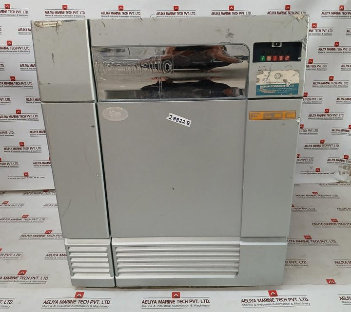 Icematic F80C Ice Flaker Machine 220-240V 50 Hz 2.6A 400W 19262825.0 Rev 01