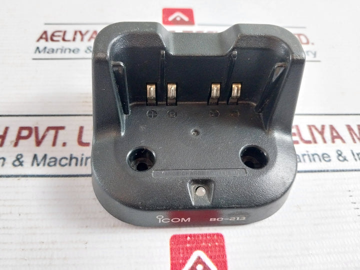 Icom Bc-213 Battery Charger For Walkie Talkie Dys612-120100V-k