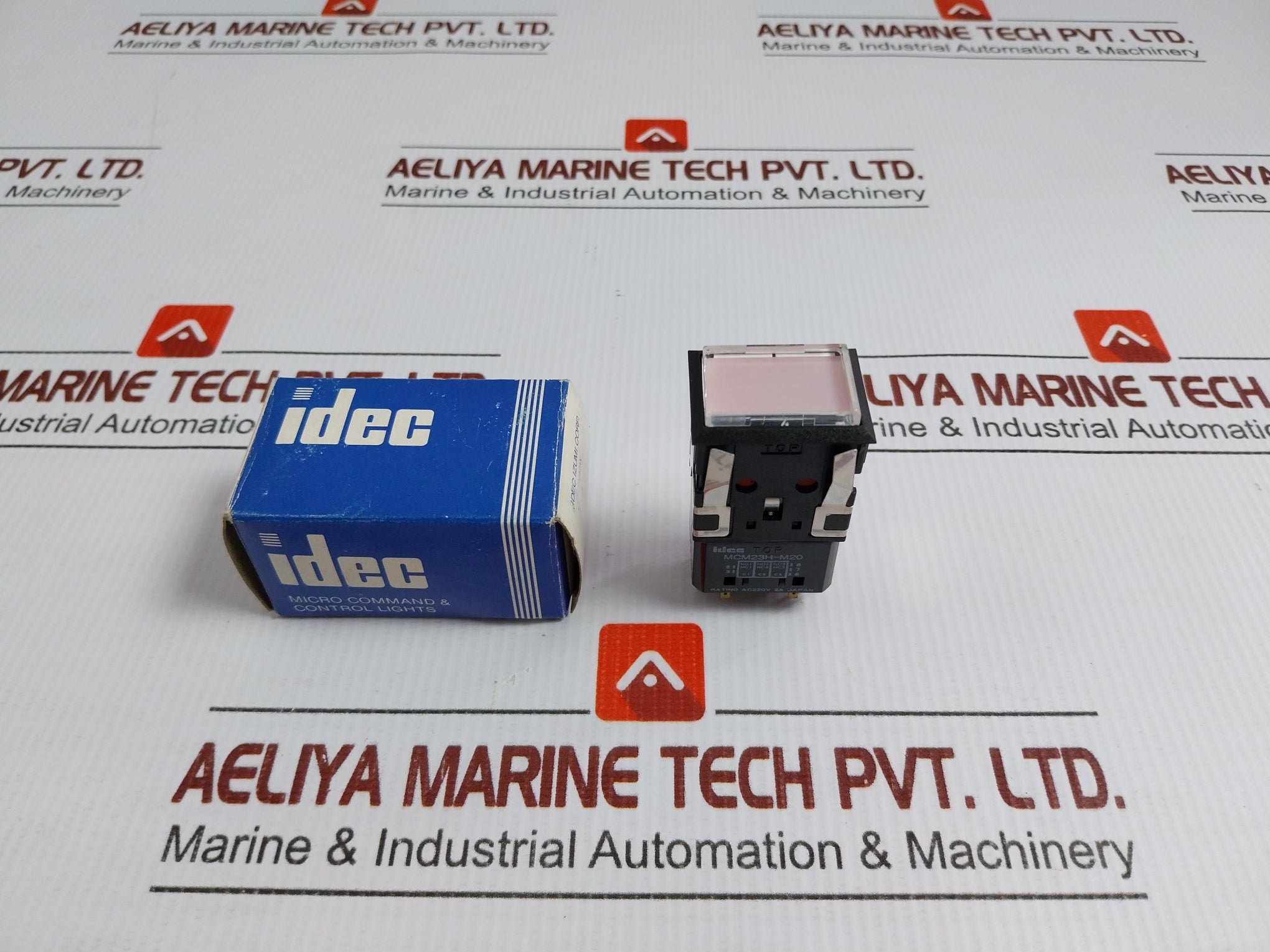 Idec-220-Vac-2A-Micro-Command-Push-Button-Mcm23H-m20-209309-1