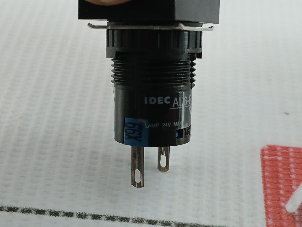 Idec-24V-Push-Button-Switch-Al6H-p4R-208051-13