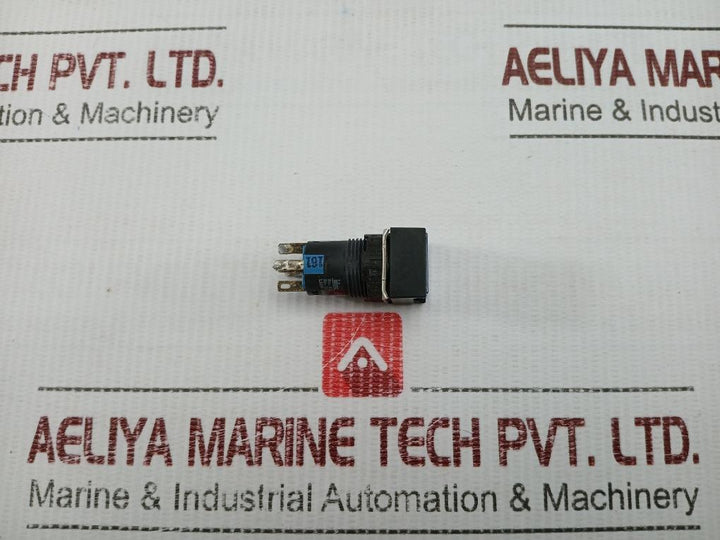 Idec-Ac250V-0-5A-Illuminated-Push-Button-Switch-Al6-m-Lot-Of-2X-209237-5