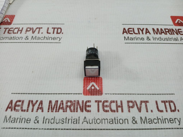 Idec-Ac250V-0-5A-Illuminated-Push-Button-Switch-Al6-m-Lot-Of-2X-209237-6
