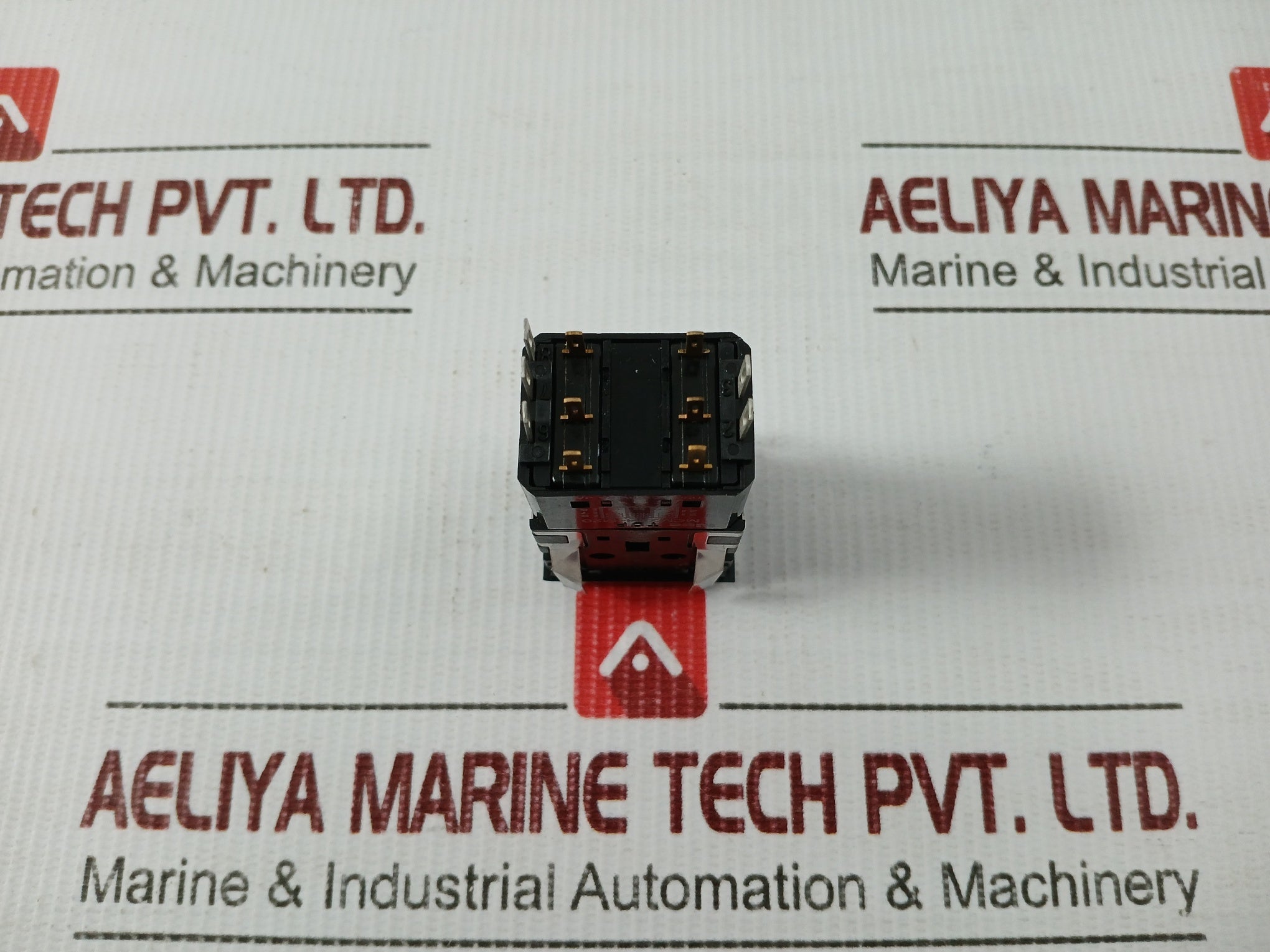 Idec-Micro-Command-&-Controls-Light-Ac220v-2a-Mcm23h-M20-3