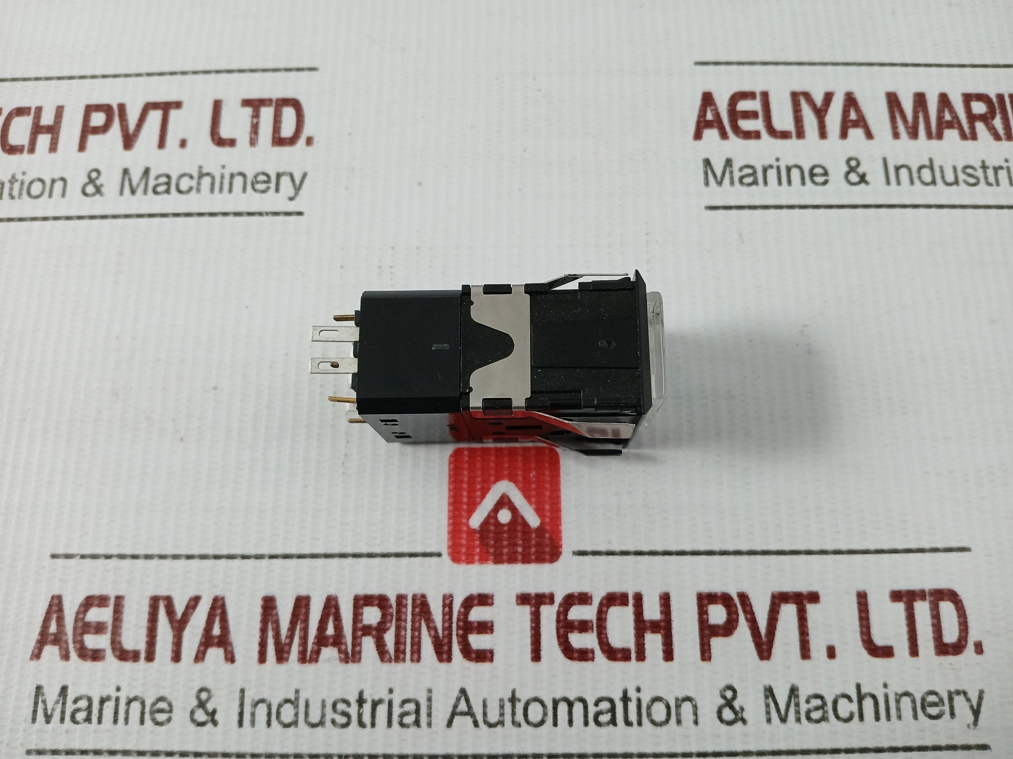 Idec-Micro-Command-&-Controls-Light-Ac220v-2a-Mcm23h-M20-6