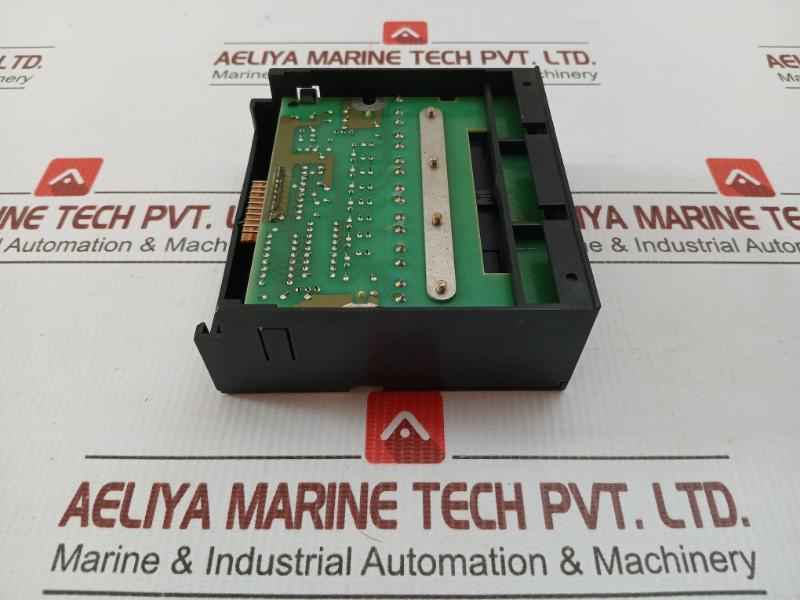 Idec 8-channel Relay Output Module Pfj-t081U 110Vac 5A