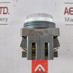Idec Abn-111 Push Button Switch Ac 125V 5A 600V 12M-000-00M 17Y20N