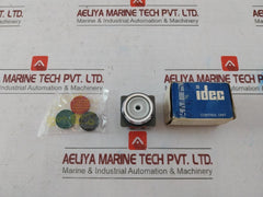 Idec Abn-111 Push Button Switch Ac 125V 5A 600V 12M-000-00M 17Y20N
