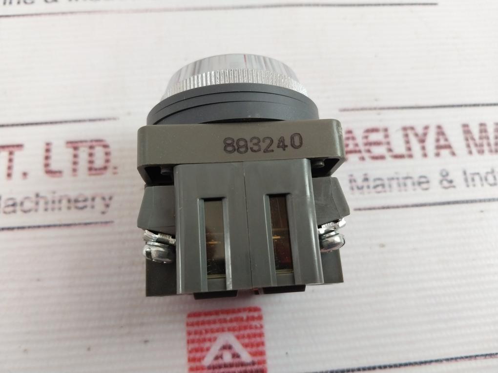 Idec Abn101/ Abn102 Push Button Switch 10A 600V