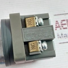 Idec Abn101/ Abn102 Push Button Switch 10A 600V