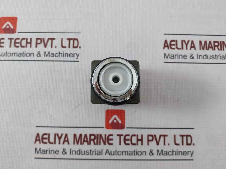 Idec Abn111 Control Unit 600V Ac125V 5A 13911N