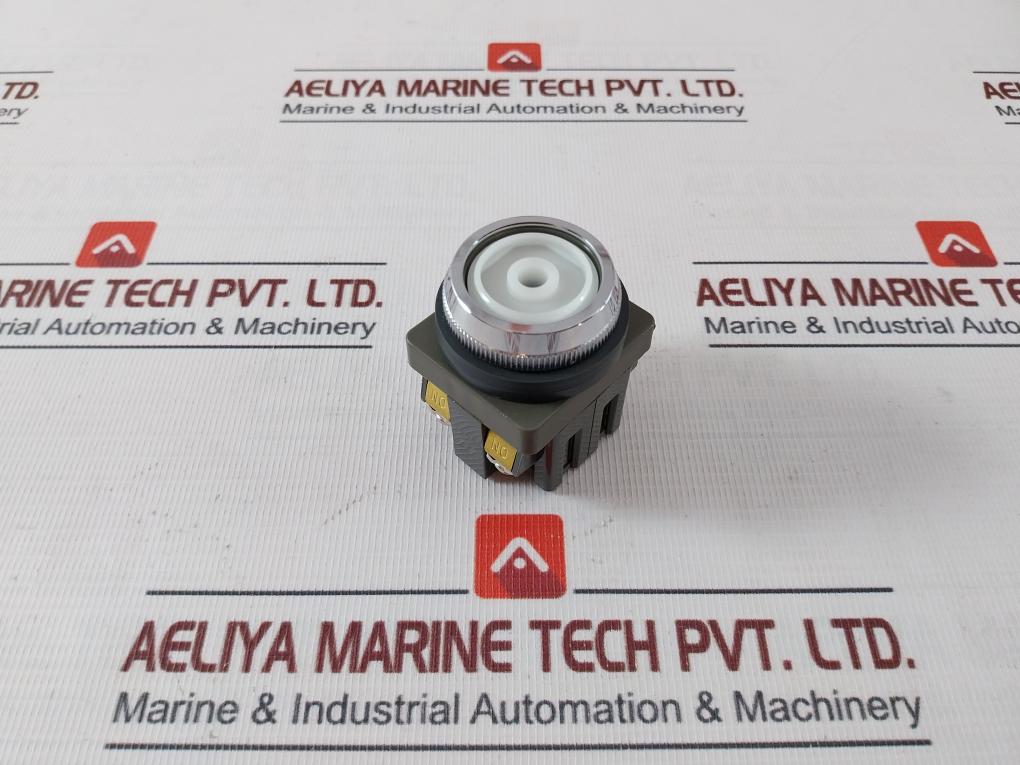 Idec Abn111 Control Unit 600V Ac125V 5A 13911N