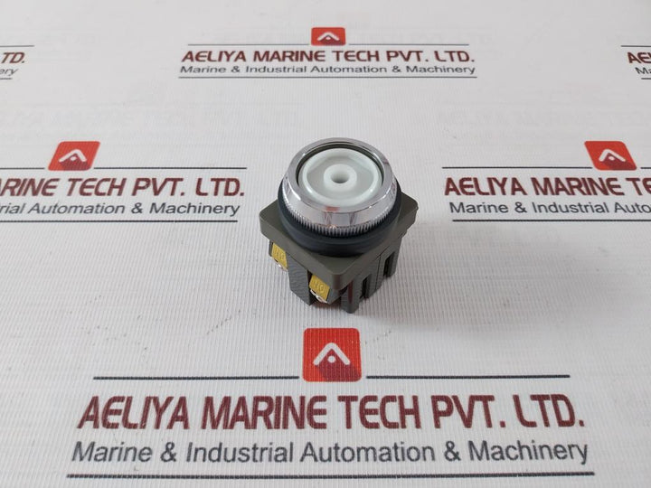 Idec Abn111 Control Unit 600V Ac125V 5A 13911N