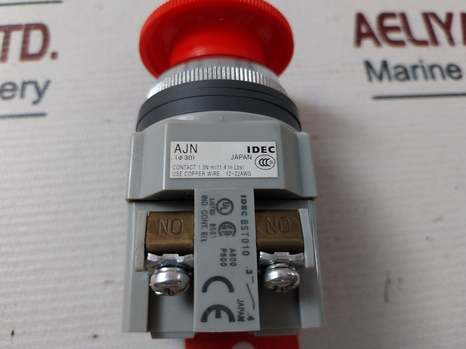 Idec Ajn311Nr-u Red Pushbutton With Contact Block 12-22 Awg 600V