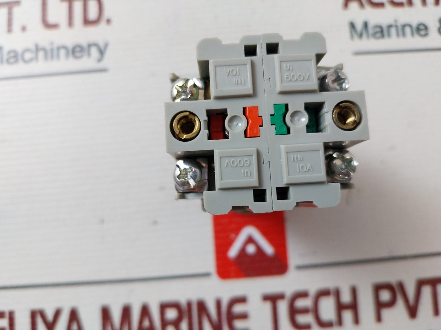 Idec Ajn311Nr-u Red Pushbutton With Contact Block 12-22 Awg 600V