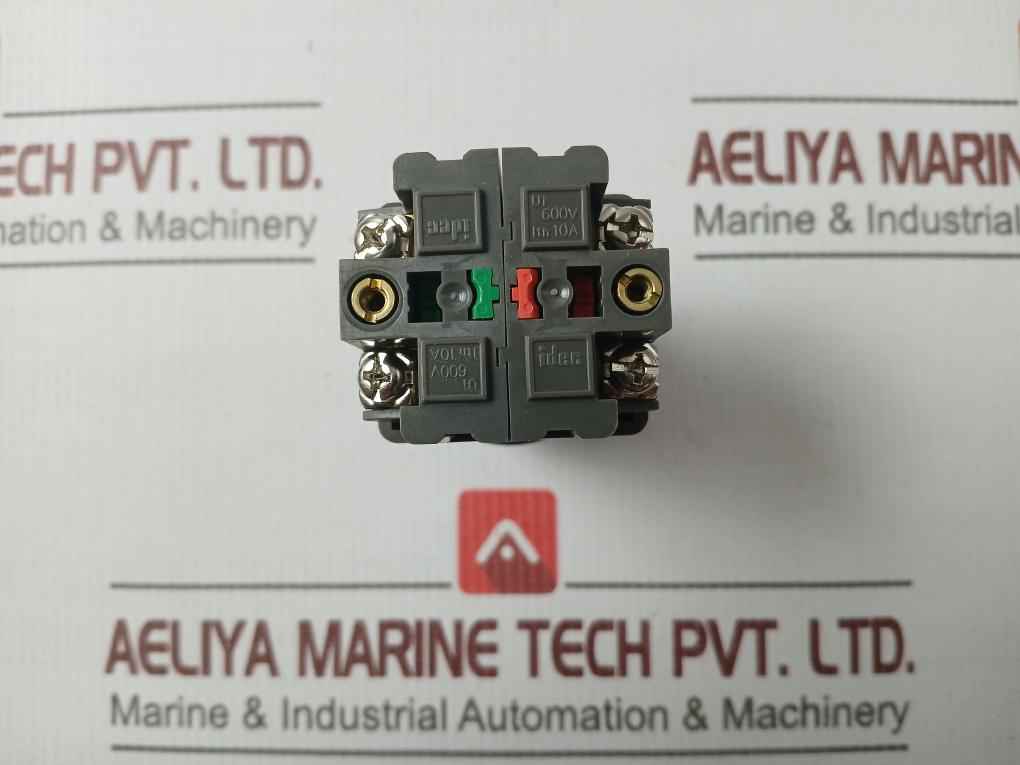 Idec Alne8811W Illuminated Pushbutton Switch 12V 50-60Hz