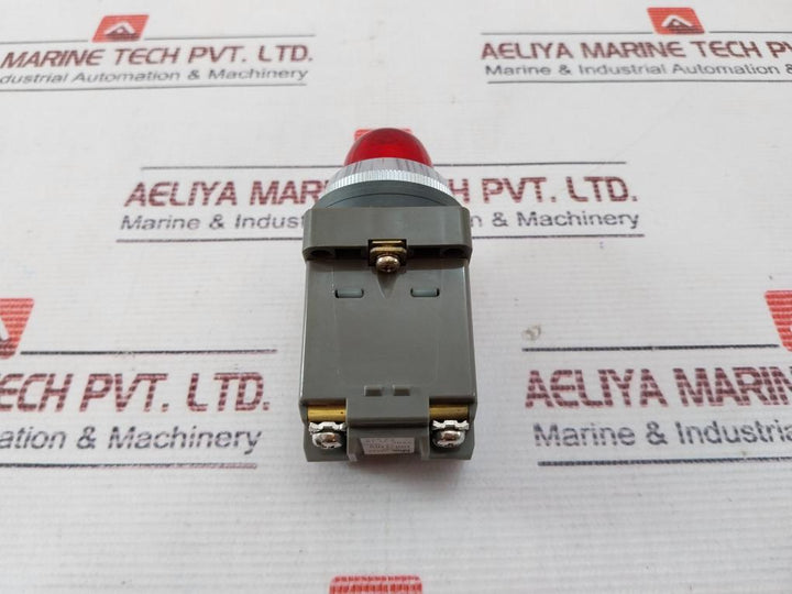 Idec Apn116R Red Pilot Light 100/110V 50-60Hz
