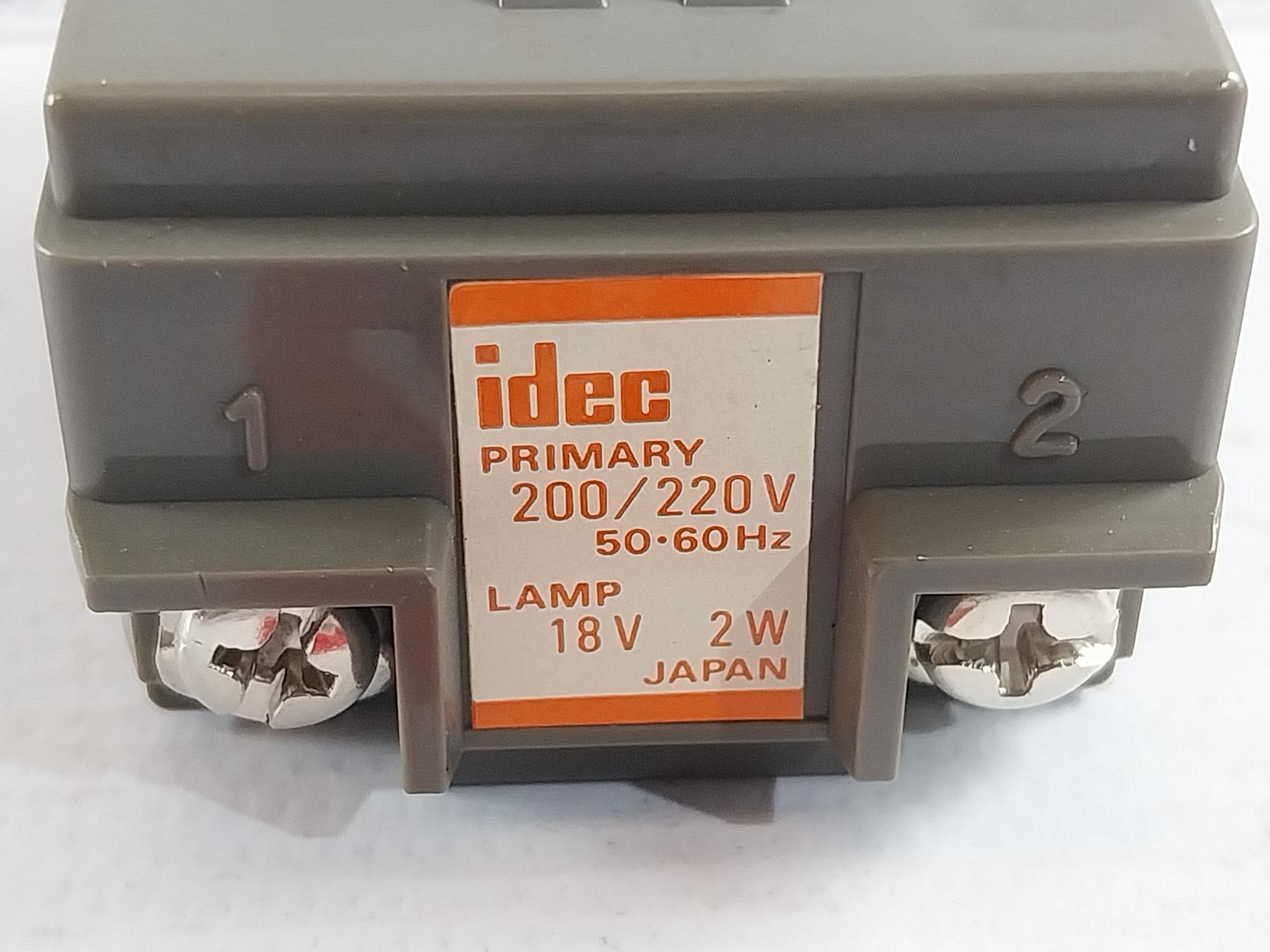 Idec Apn128-c Pilot Light 200/220V 50/60Hz