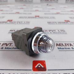 Idec Apn128-c Pilot Light 200/220V 50/60Hz