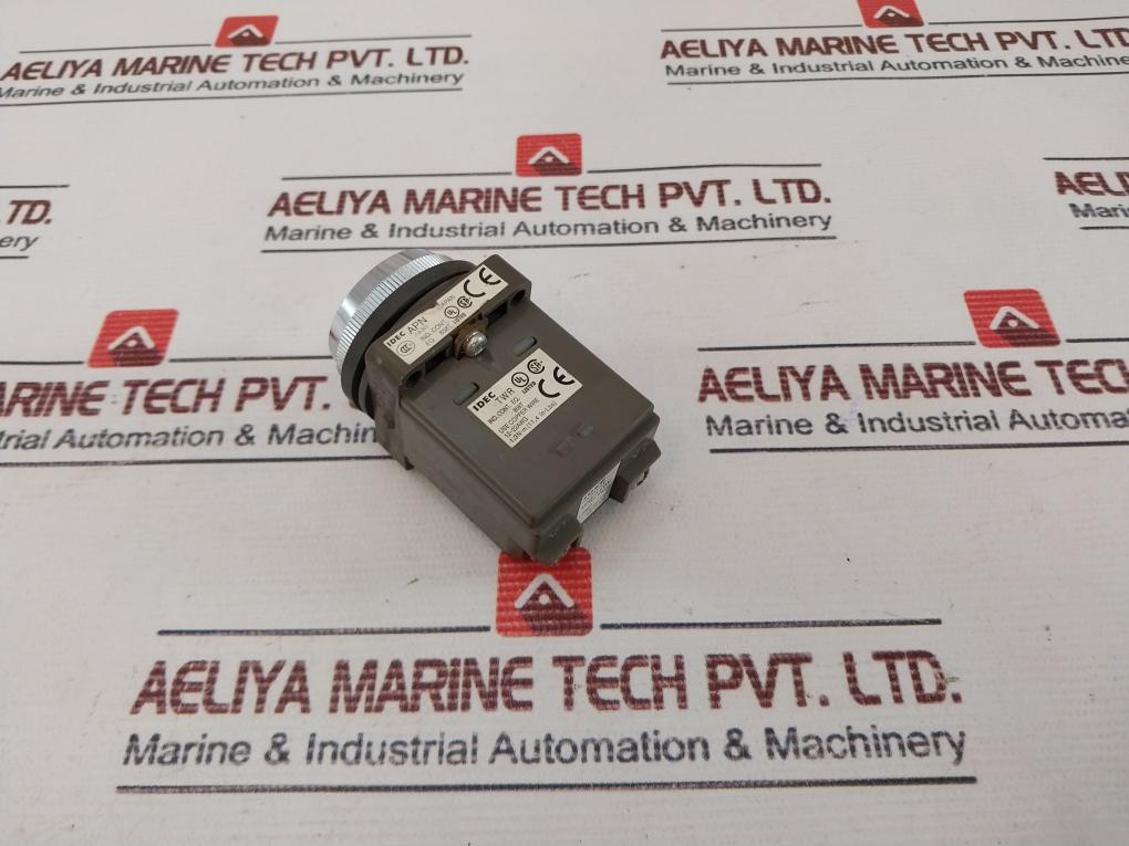 Idec Apn Pilot Light Indicator 100/110V 50/60Hz