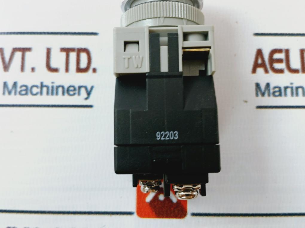 Idec Apw N24 Pilot Light 230V 50-60Hz