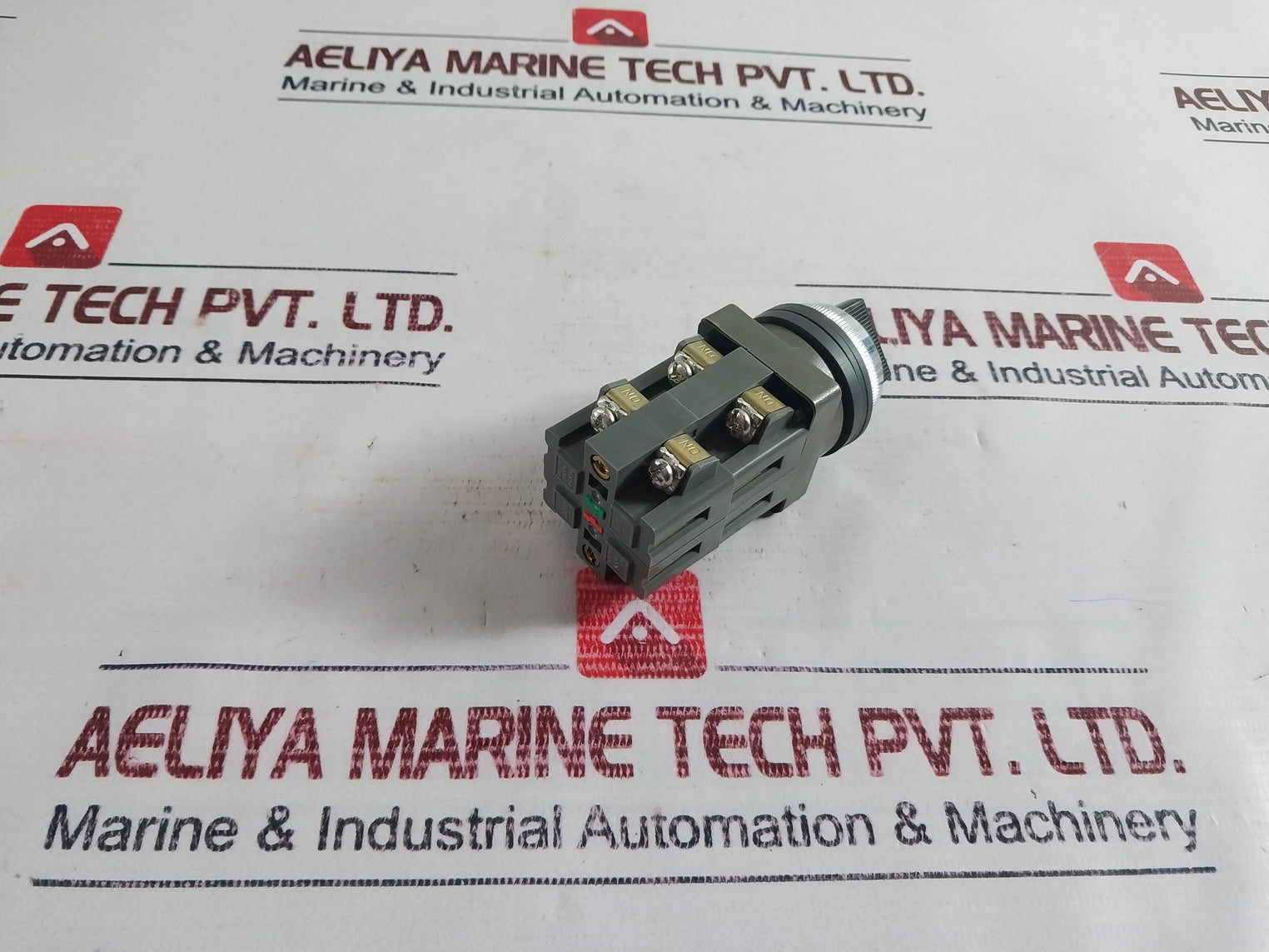 Idec Asn322 Selector Switch Control Unit