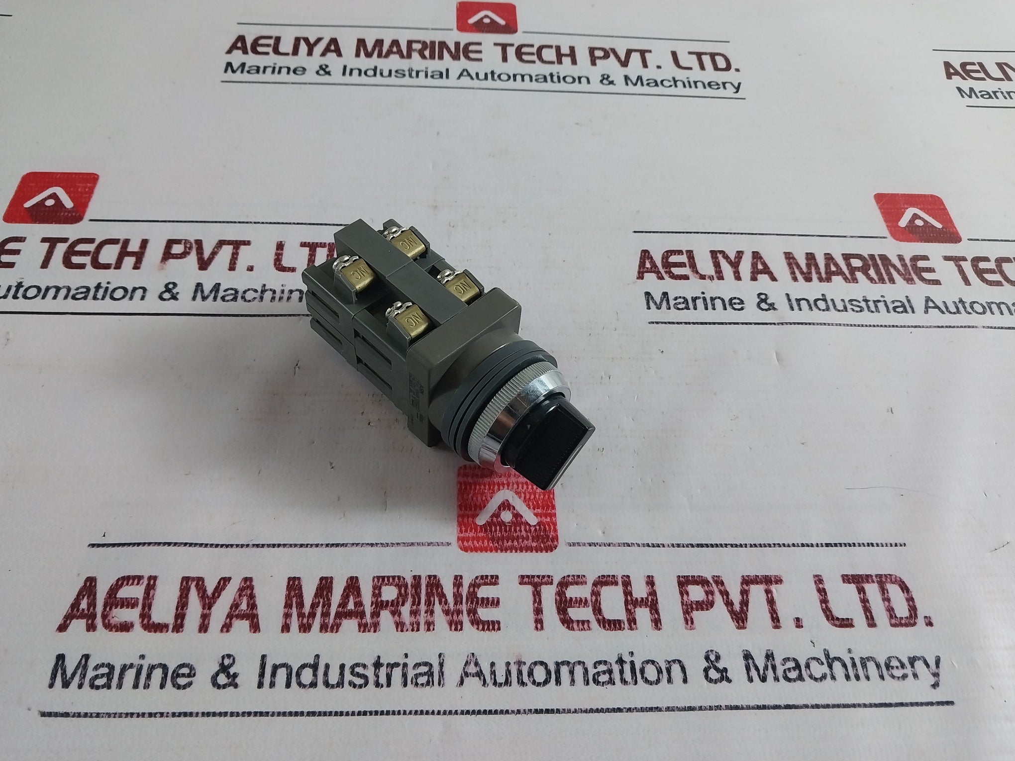 Idec Asn322 Selector Switch Control Unit