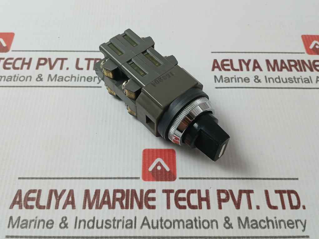 Idec Astn Selector Switch