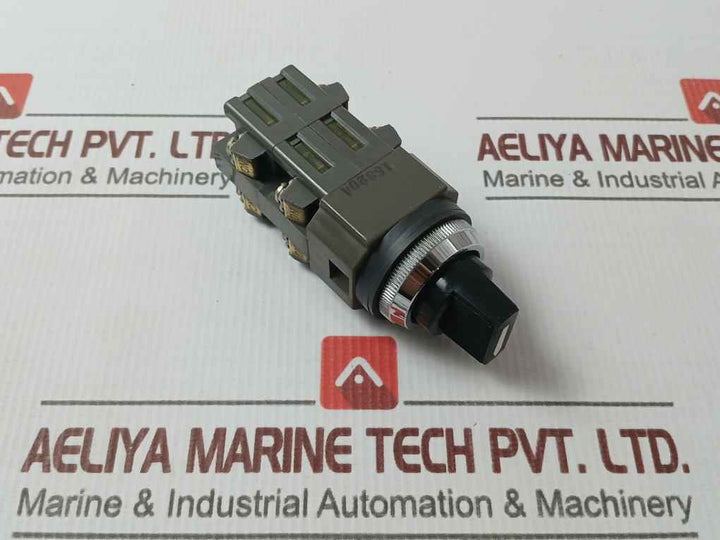 Idec Astn Selector Switch