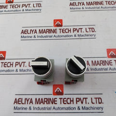 Idec Asw 0201/ Hw-g01 Selector Switch With Contact Block A600