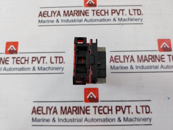 Idec Asw 0201/ Hw-g01 Selector Switch With Contact Block A600