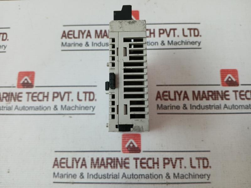 Idec Fc4A-t08K1 Microsmart Digital I/O Module 24Vdc 20Ma, 5Vdc 10Ma