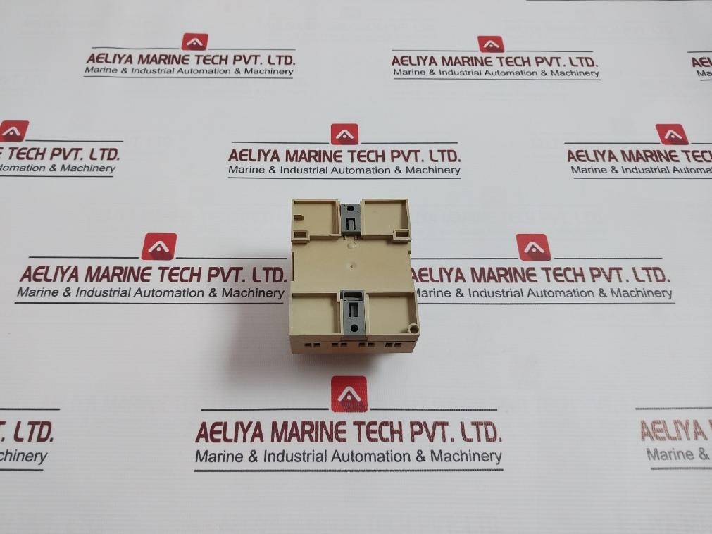 Idec Fl1C-b12Rcc Smart Relay 100-240Vac/Dc 0°C...+55°C