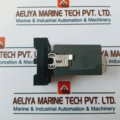 Idec Gt3A-1Af20 Electronic Timer With Base Sr2P-06B 10A 300V