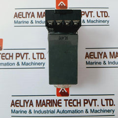 Idec Gt3A-1Af20 Electronic Timer With Base Sr2P-06B 10A 300V