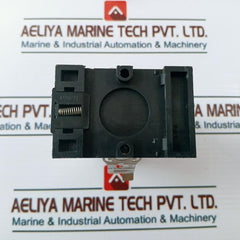 Idec Gt3A-1Af20 Electronic Timer With Base Sr2P-06B 10A 300V