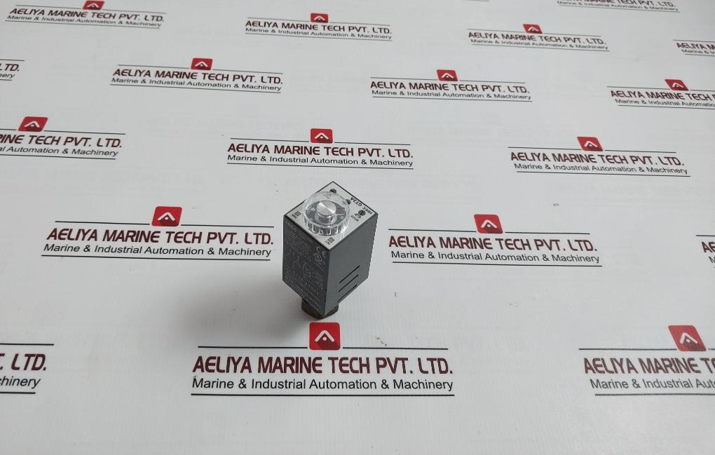 Idec Gt3A-4Ad24 Electronic Timer 240Vac/24Vdc 50/60Hz